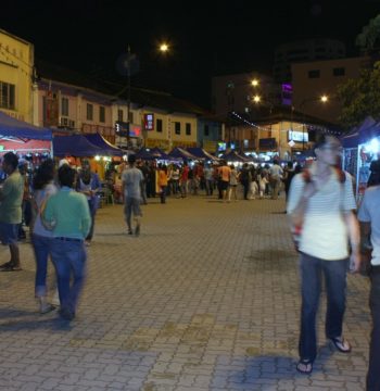 JB_Bazar_night_market-pasar-malam
