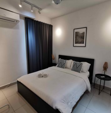 Pulse-Balinese-airbnb Majestic-Condo-Ipoh-bedroom2