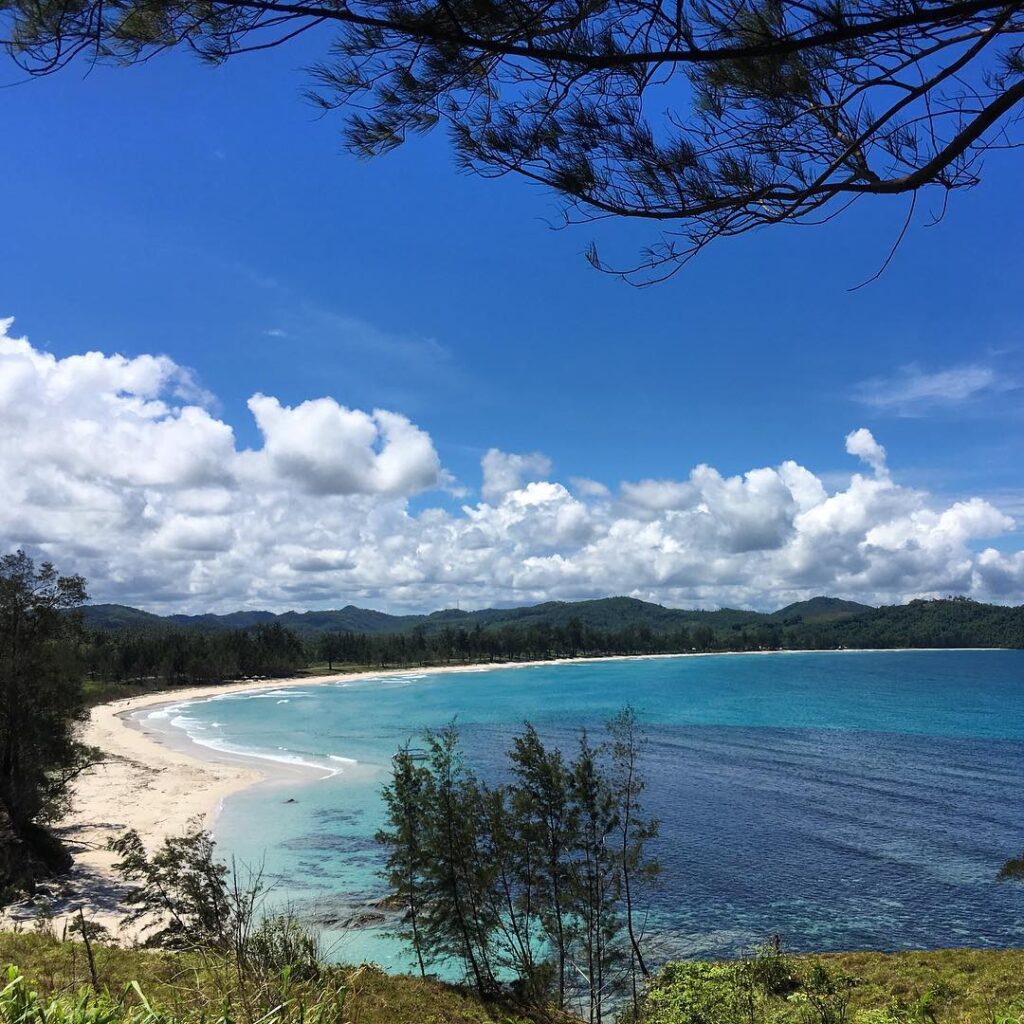 Kelampunian-Beach-near-Ukkay-Kudat-Airbnb