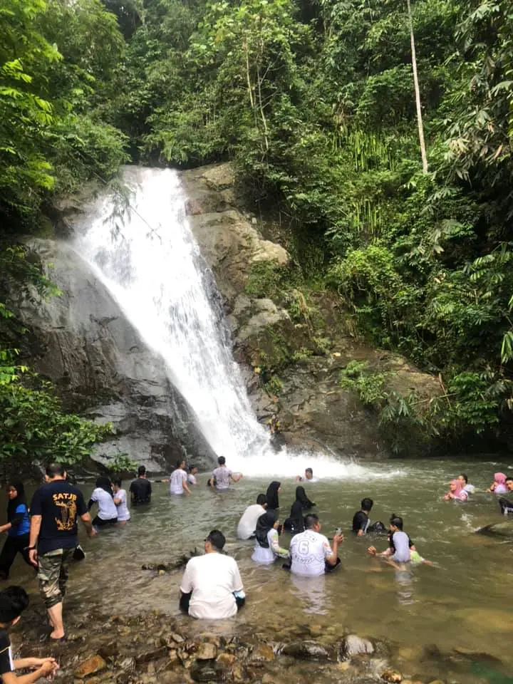 Ulu-Tampit Waterfall-Sahabat-alam-tampik