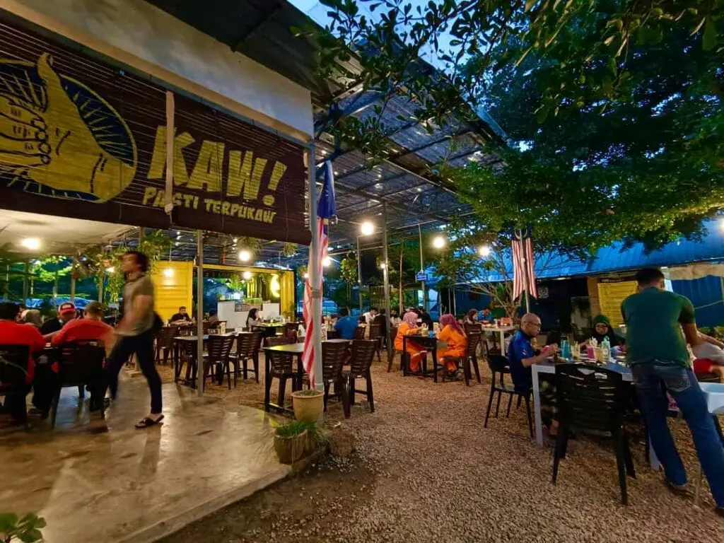 Kafe-Kampung-Kaw-Port-Dickson