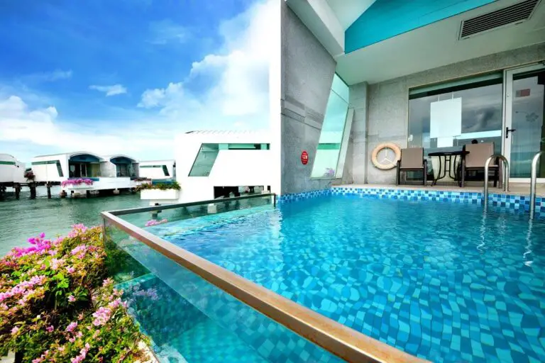 Lexis-Hibiscus-Premium-Pool-Villa-Pool-View