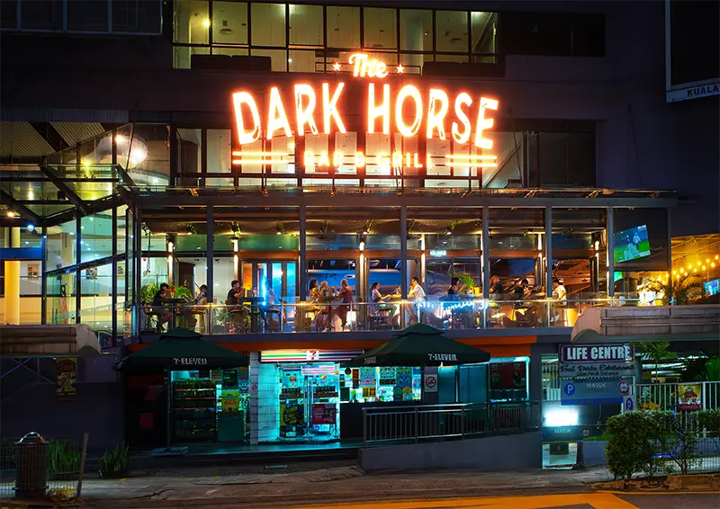 the-dark-horse-bar