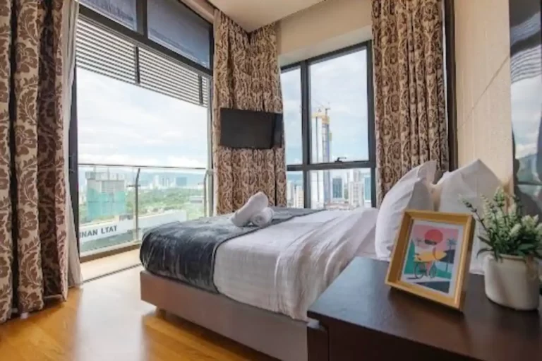 Dorsett-Residence-Airbnb-Master-Room