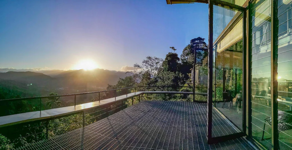 Hillside-Batu-Retreat-Sunrise