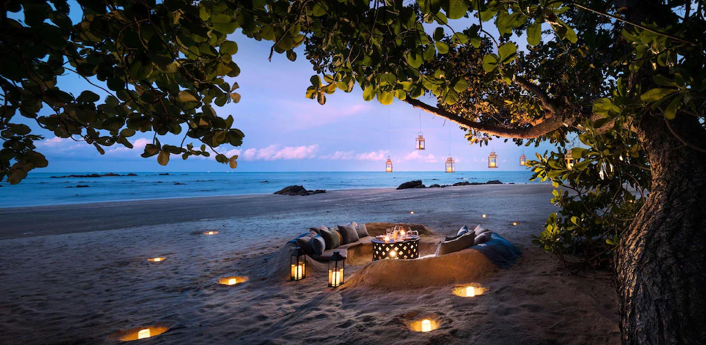 Anantara-Desaru-Private-Beach