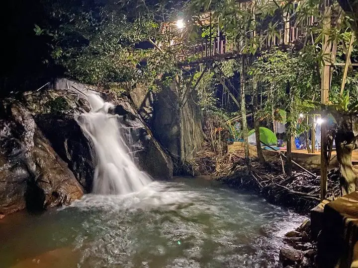 Takah-Pengkoi-Waterfall-Segamat